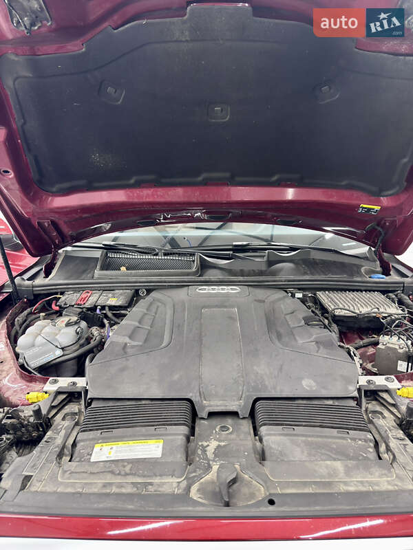 Внедорожник / Кроссовер Audi Q7 2020 в Виннице