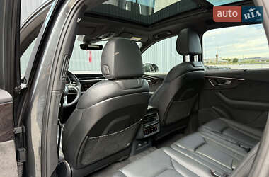 Внедорожник / Кроссовер Audi Q7 2020 в 