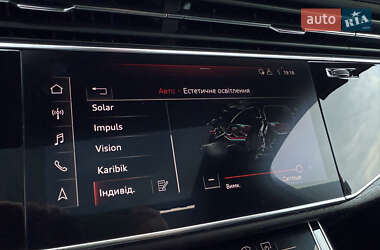 Внедорожник / Кроссовер Audi Q7 2020 в 