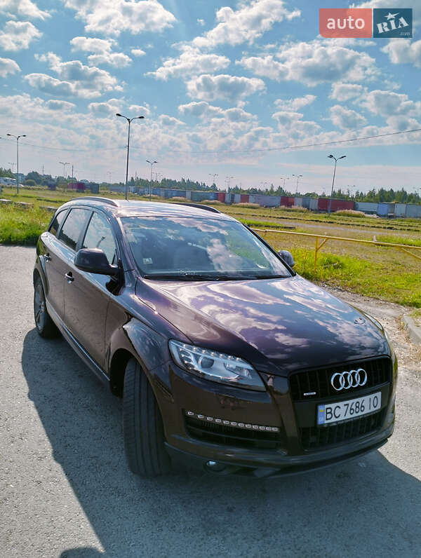 Позашляховик / Кросовер Audi Q7 2011 в Миколаєві