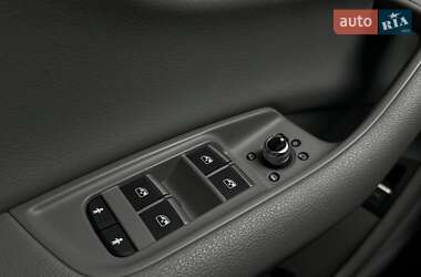 Внедорожник / Кроссовер Audi Q7 2017 в 