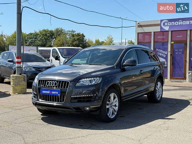 Позашляховик / Кросовер Audi Q7 2013 в Одесі