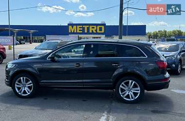 Внедорожник / Кроссовер Audi Q7 2013 в 