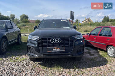 Внедорожник / Кроссовер Audi Q7 2022 в 