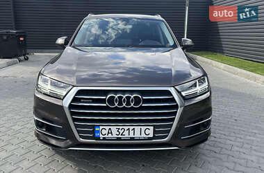 Внедорожник / Кроссовер Audi Q7 2015 в Черкассах