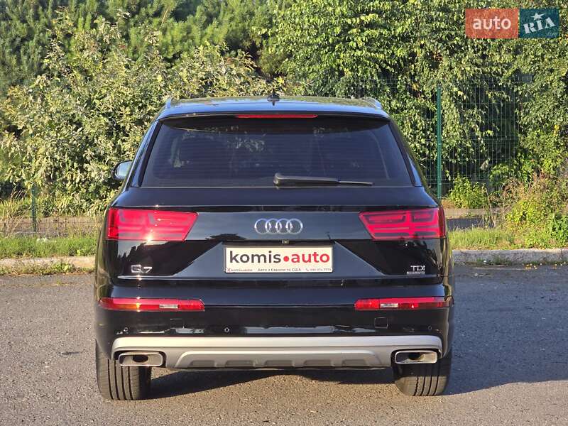 Позашляховик / Кросовер Audi Q7 2016 в Хмельницькому