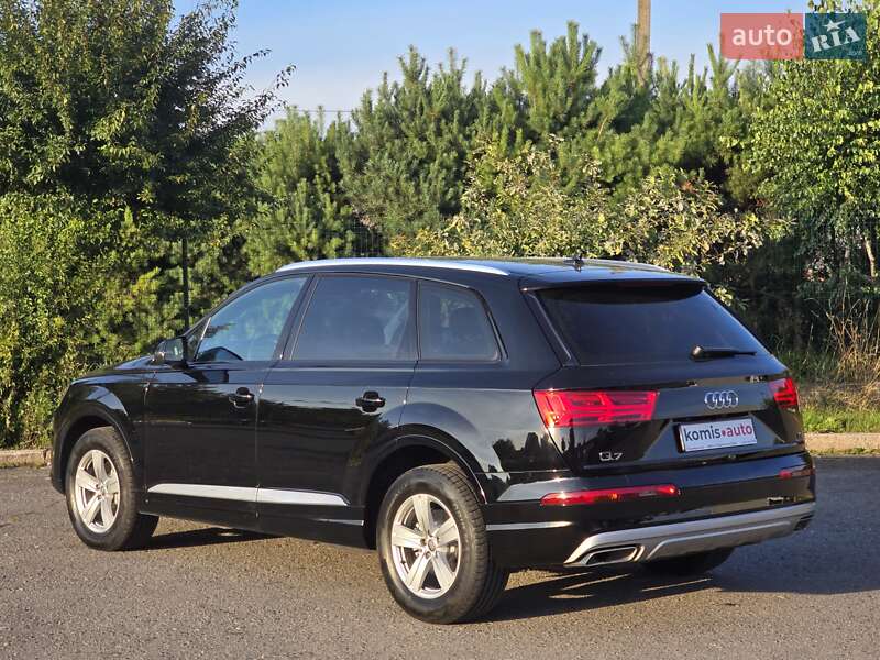 Позашляховик / Кросовер Audi Q7 2016 в Хмельницькому