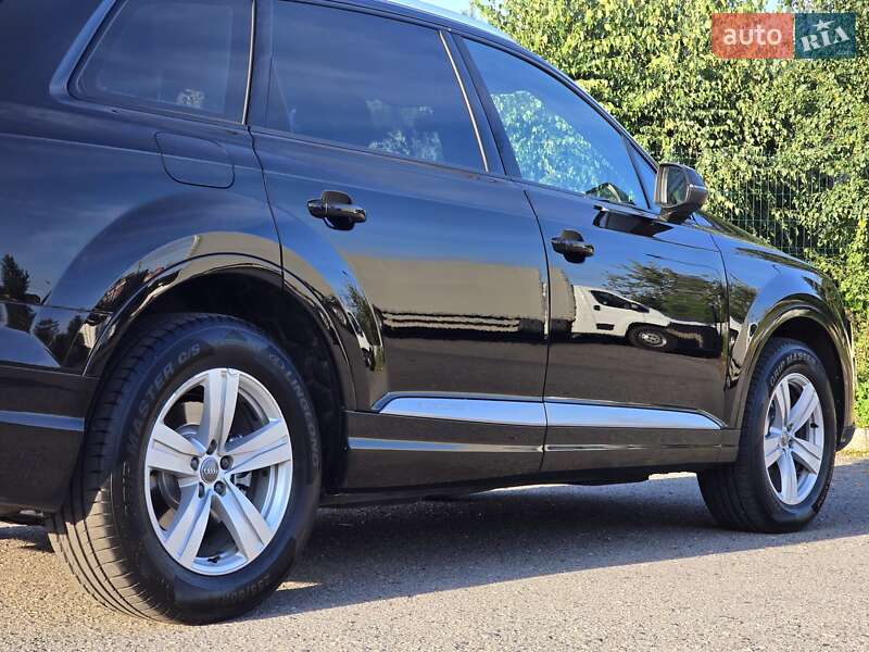 Позашляховик / Кросовер Audi Q7 2016 в Хмельницькому