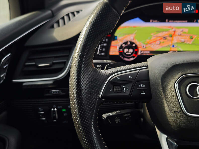 Позашляховик / Кросовер Audi Q7 2016 в Дубні