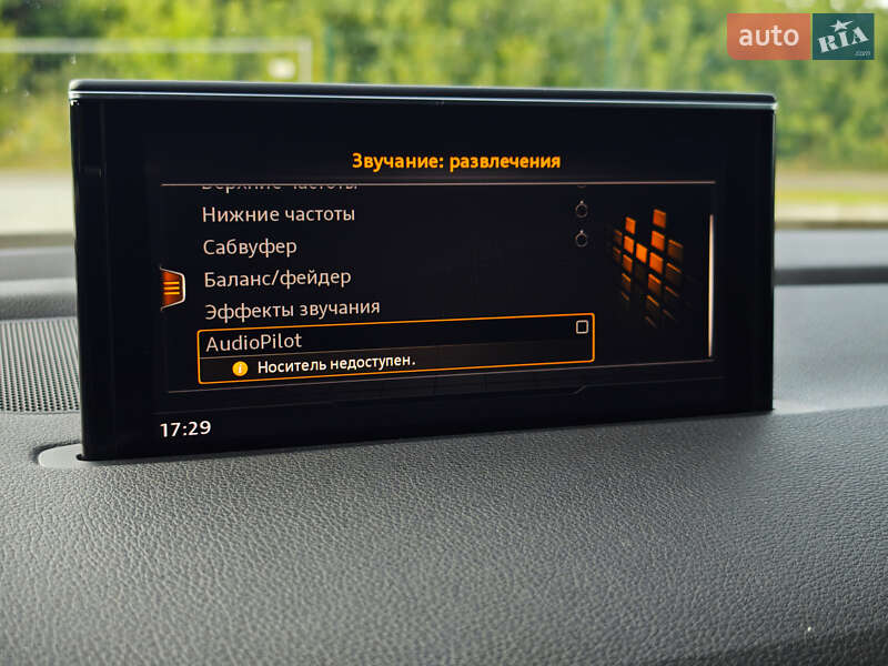 Позашляховик / Кросовер Audi Q7 2016 в Дубні