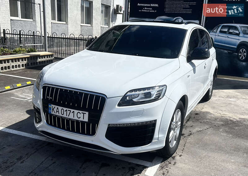 Внедорожник / Кроссовер Audi Q7 2015 в Виннице