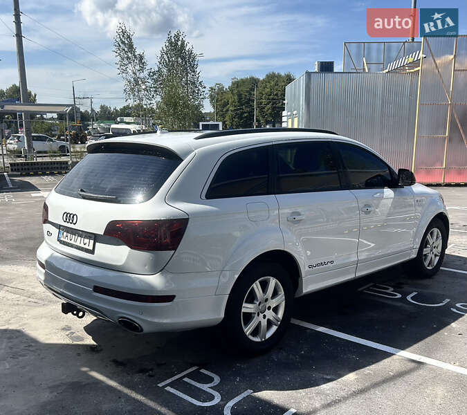 Внедорожник / Кроссовер Audi Q7 2015 в Виннице