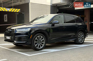 Позашляховик / Кросовер Audi Q7 2016 в Києві