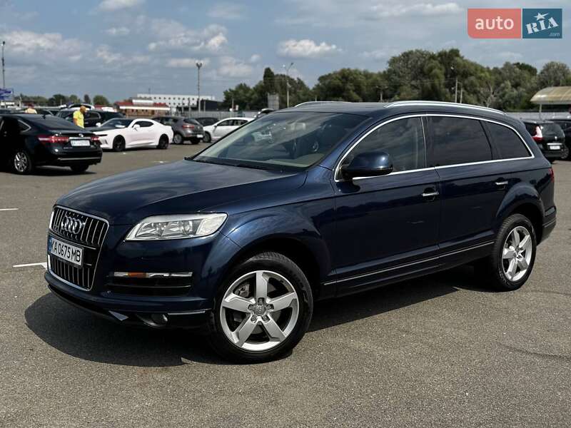 Позашляховик / Кросовер Audi Q7 2013 в Києві
