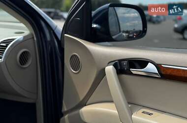 Внедорожник / Кроссовер Audi Q7 2013 в 