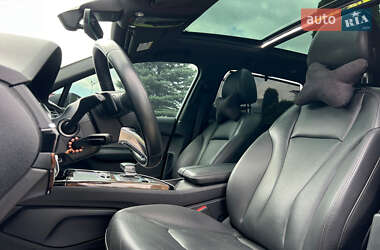 Внедорожник / Кроссовер Audi Q7 2017 в 