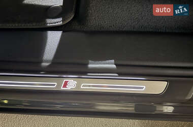 Позашляховик / Кросовер Audi Q7 2020 в 