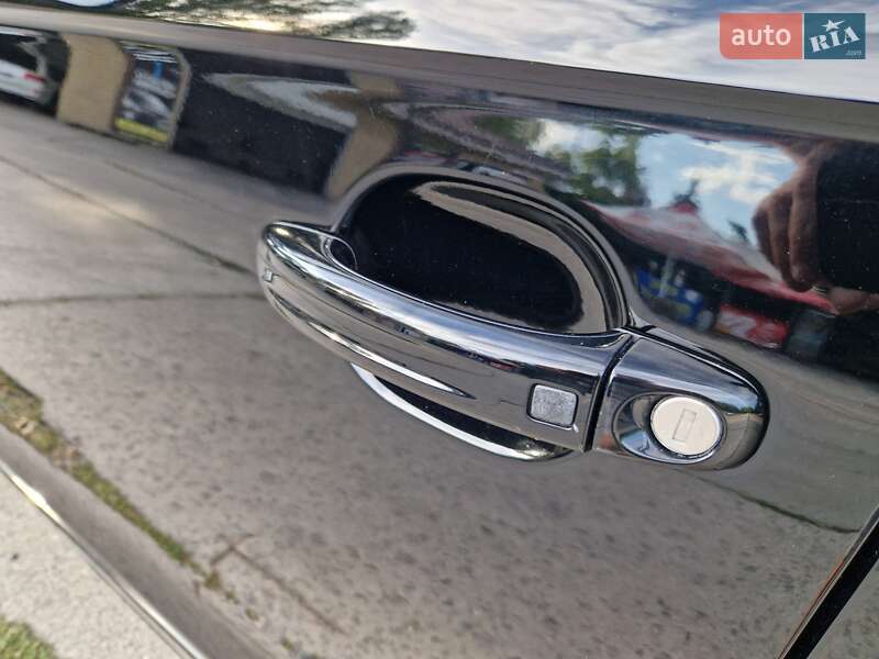 Внедорожник / Кроссовер Audi Q7 2015 в Днепре