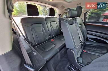 Внедорожник / Кроссовер Audi Q7 2015 в 