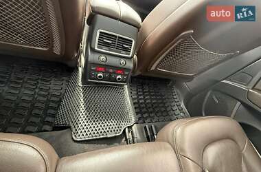 Внедорожник / Кроссовер Audi Q7 2011 в 