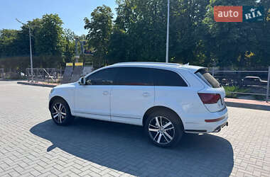 Внедорожник / Кроссовер Audi Q7 2013 в 