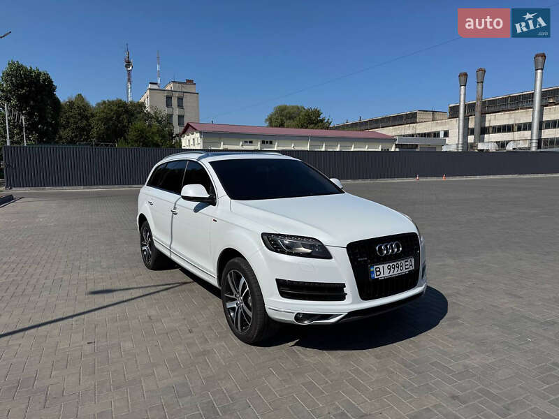 Внедорожник / Кроссовер Audi Q7 2013 в Кременчуге