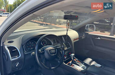 Внедорожник / Кроссовер Audi Q7 2013 в 