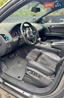 Внедорожник / Кроссовер Audi Q7 2010 в 