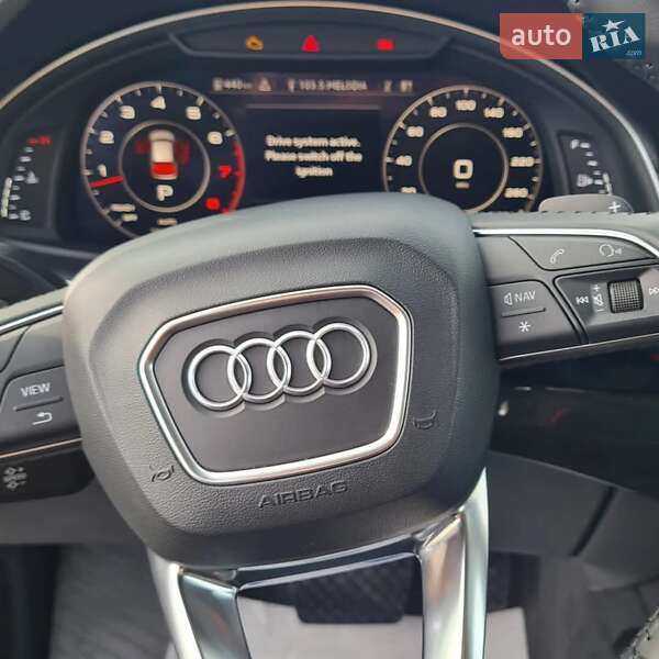 Позашляховик / Кросовер Audi Q7 2017 в Кременчуці