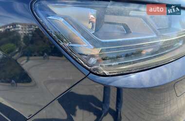 Позашляховик / Кросовер Audi Q7 2016 в 