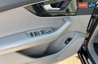 Позашляховик / Кросовер Audi Q7 2016 в 