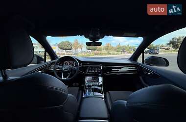 Внедорожник / Кроссовер Audi Q7 2025 в 