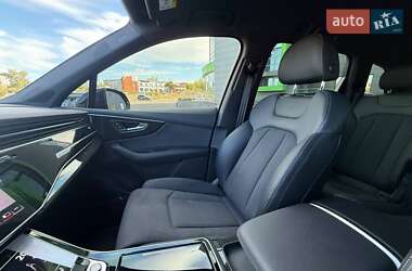 Внедорожник / Кроссовер Audi Q7 2025 в 