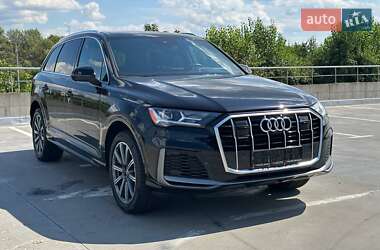 Внедорожник / Кроссовер Audi Q7 2019 в 