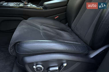 Позашляховик / Кросовер Audi Q7 2015 в 