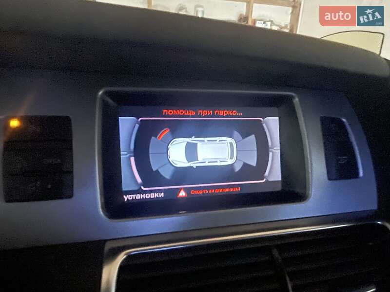 Позашляховик / Кросовер Audi Q7 2009 в Миргороді