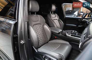 Внедорожник / Кроссовер Audi Q7 2017 в Луцке