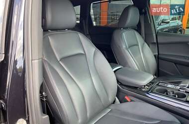 Внедорожник / Кроссовер Audi Q7 2020 в 
