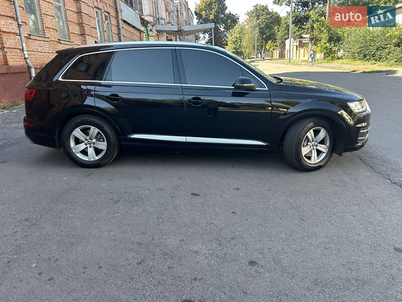 Позашляховик / Кросовер Audi Q7 2017 в Полтаві фото 5 Позашляховик / Кросовер Audi Q7 2017 в Полтаві