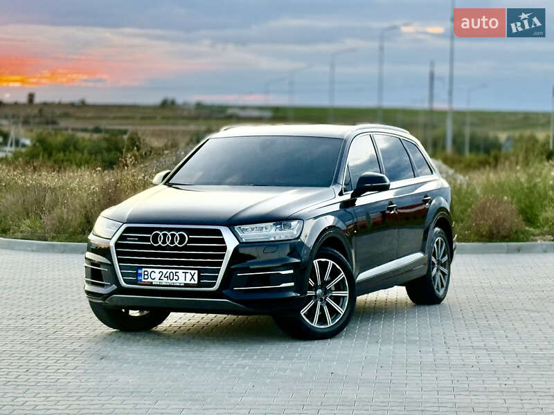 Позашляховик / Кросовер Audi Q7 2016 в Тернополі