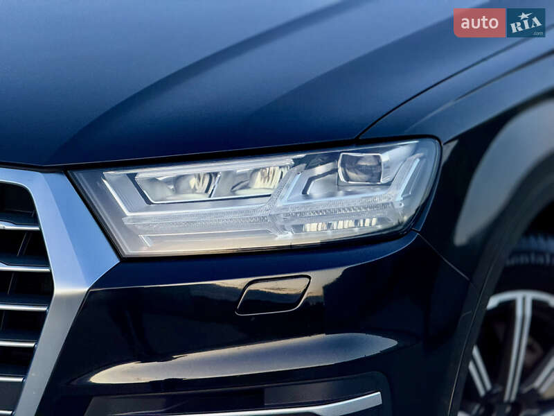 Позашляховик / Кросовер Audi Q7 2016 в Тернополі