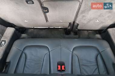 Внедорожник / Кроссовер Audi Q7 2014 в 