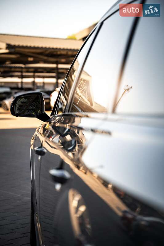 Внедорожник / Кроссовер Audi Q7 2019 в Житомире