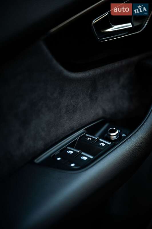 Внедорожник / Кроссовер Audi Q7 2019 в Житомире