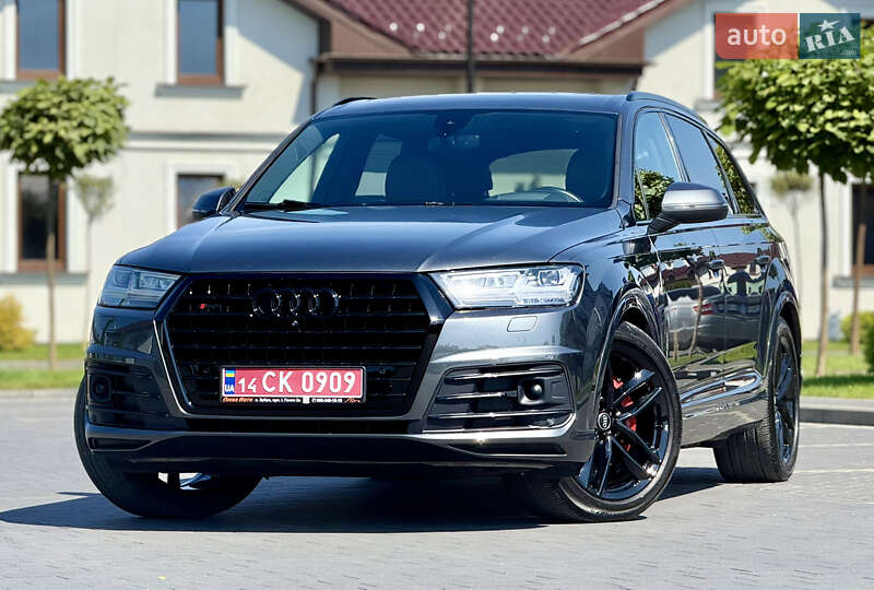 Позашляховик / Кросовер Audi Q7 2017 в Львові