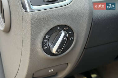 Внедорожник / Кроссовер Audi Q7 2012 в 