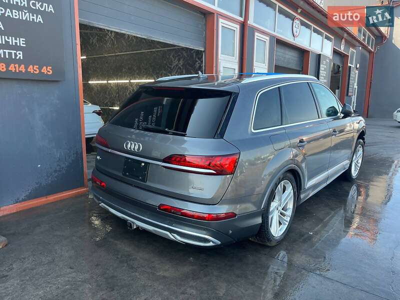 Внедорожник / Кроссовер Audi Q7 2020 в Львове фото 4 Внедорожник / Кроссовер Audi Q7 2020 в Львове