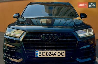 Внедорожник / Кроссовер Audi Q7 2019 в 