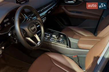 Внедорожник / Кроссовер Audi Q7 2019 в 