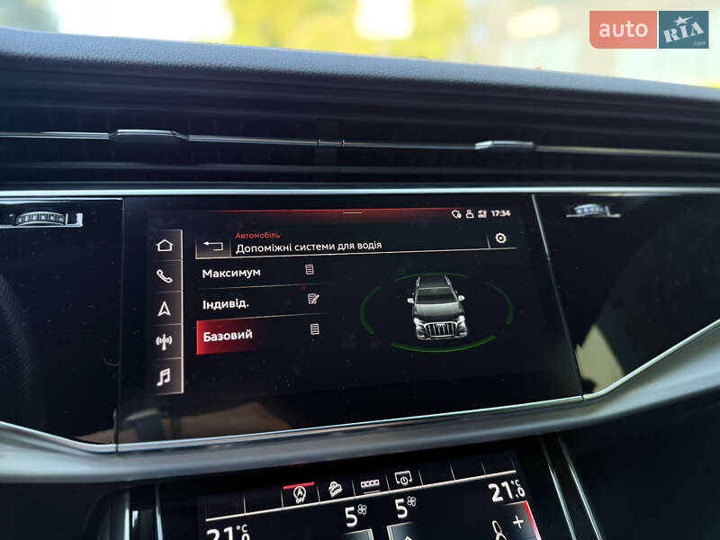 Позашляховик / Кросовер Audi Q7 2021 в Львові